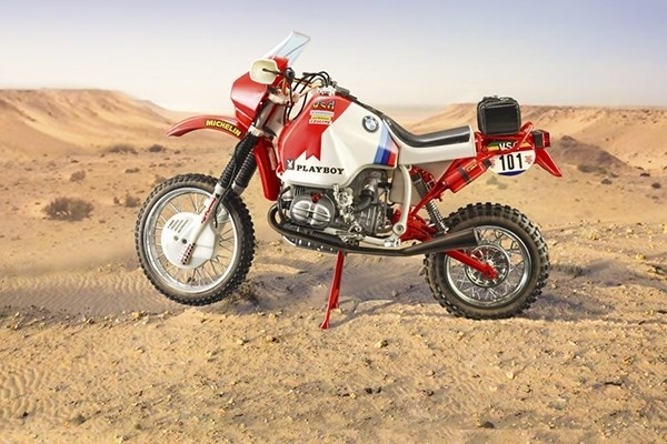 Italeri 1:9 B.M.W. 1000 Dakar 1985 in the group Sport, leisure & Hobby / Hobby / Plastic models / Motorcycles at TP E-commerce Nordic AB (A07310)