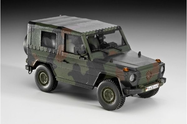 Revell Lkw gl leicht \'Wolf in the group Sport, leisure & Hobby / Hobby / Plastic models / Military vehicles (land) at TP E-commerce Nordic AB (A07530)