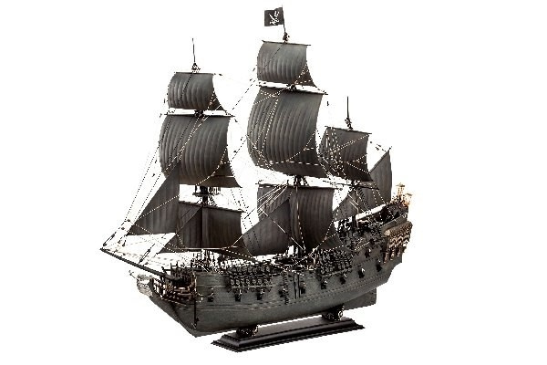Revell Black Pearl in the group Sport, leisure & Hobby / Hobby / Plastic models / Ships at TP E-commerce Nordic AB (A07824)