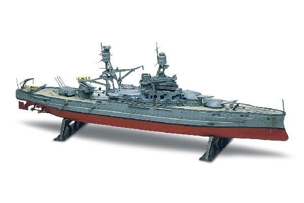 Revell USS Arizona Battleship in the group Sport, leisure & Hobby / Hobby / Plastic models / Ships at TP E-commerce Nordic AB (A07946)