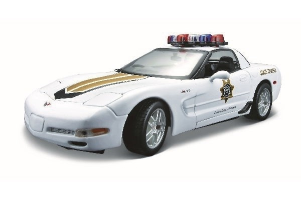2001 Chevy Corvette Z06 Polis 1:18 Vit in the group TOYS, KIDS & BABY PRODUCTS / Toys / Toy cars at TP E-commerce Nordic AB (A09631)