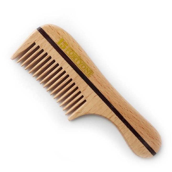 1541 London Wooden Moustache/Beard Comb Natural Beechwood in the group BEAUTY & HEALTH / Hair & Styling / Shaving & Trimming / Beard combs & Shaving brushes at TP E-commerce Nordic AB (A10193)