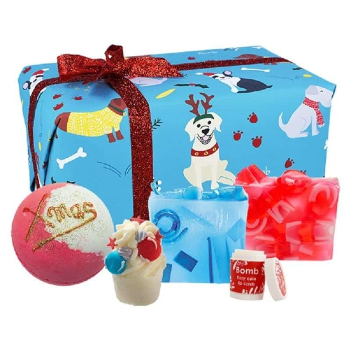 Bomb Cosmetics Santa Paws Gift Box in the group BEAUTY & HEALTH / Skin care / Body health / Scented soaps at TP E-commerce Nordic AB (A10509)