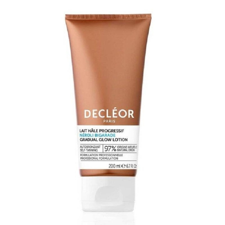 Decleor Confort Gradual Glow Hydrating Milk 200ml in the group BEAUTY & HEALTH / Skin care / Body health / Body lotion at TP E-commerce Nordic AB (A10736)