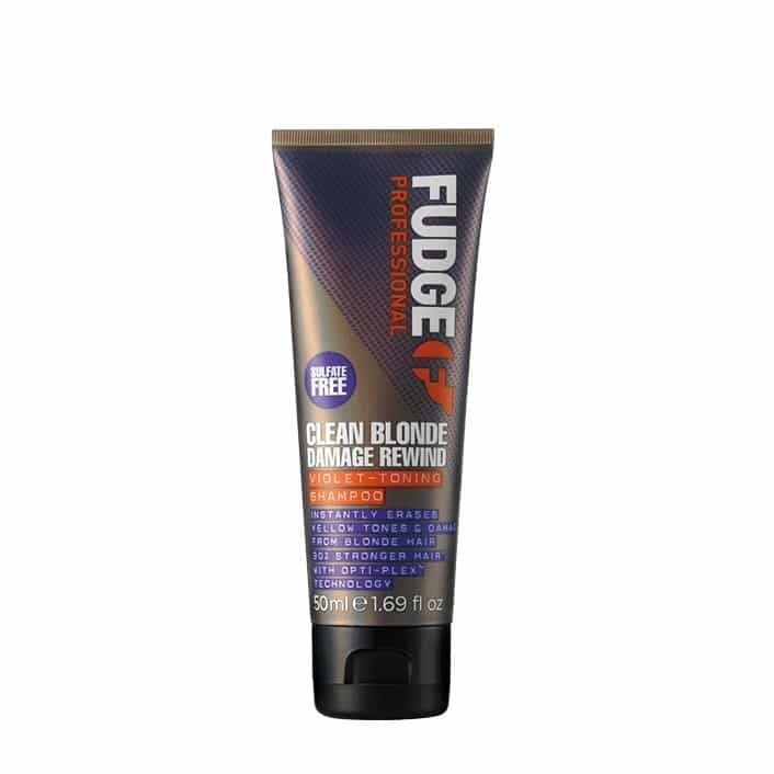 Fudge Clean Blonde Damage Rewind Violet Shampoo 50ml in the group BEAUTY & HEALTH / Hair & Styling / Hair care / Schampoo at TP E-commerce Nordic AB (A10919)
