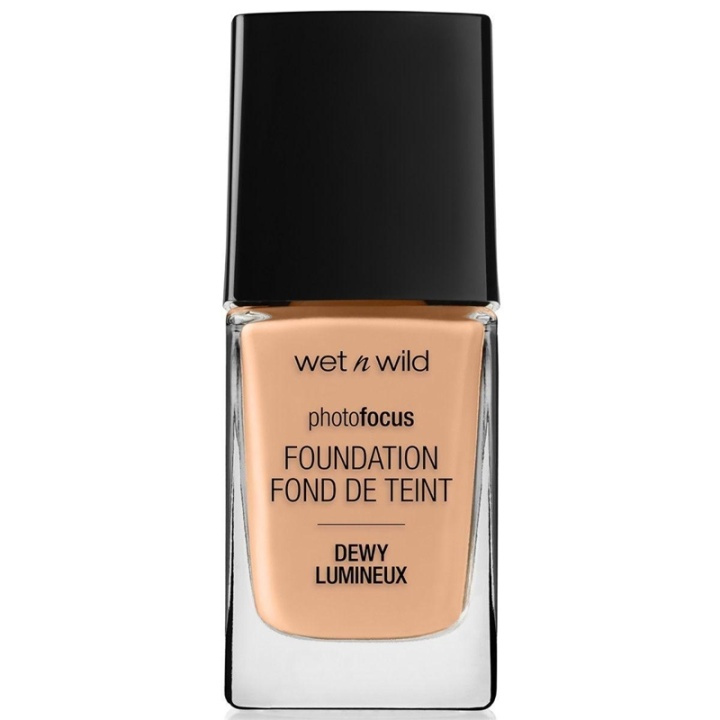 Wet n Wild Photo Focus Dewy Foundation - Classic Beige in the group BEAUTY & HEALTH / Makeup / Facial makeup / Foundation at TP E-commerce Nordic AB (A13213)