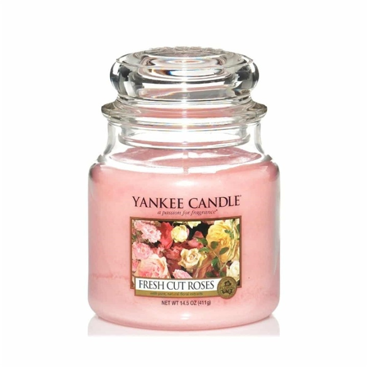 Yankee Candle Classic Medium Jar Fresh Cut Roses 411g in the group BEAUTY & HEALTH / Fragrance & Perfume / Other fragrances / Scented candles at TP E-commerce Nordic AB (A13283)