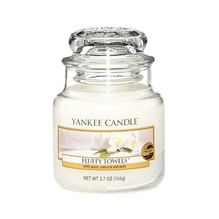Yankee Candle Classic Small Jar Fluffy Towels 104g in the group BEAUTY & HEALTH / Fragrance & Perfume / Other fragrances / Scented candles at TP E-commerce Nordic AB (A13307)