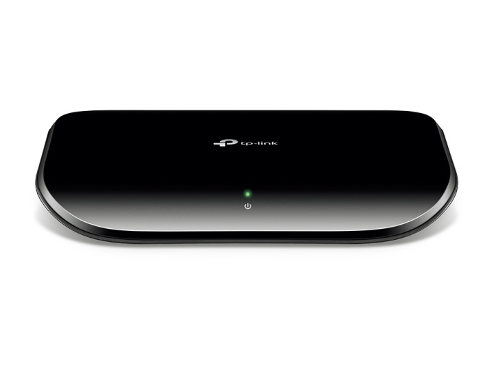 TP-LINK TL-SG1005D Ohanterad Gigabit Ethernet (10/100/1000) Svart in the group COMPUTERS & PERIPHERALS / Network / Switches at TP E-commerce Nordic AB (A15287)