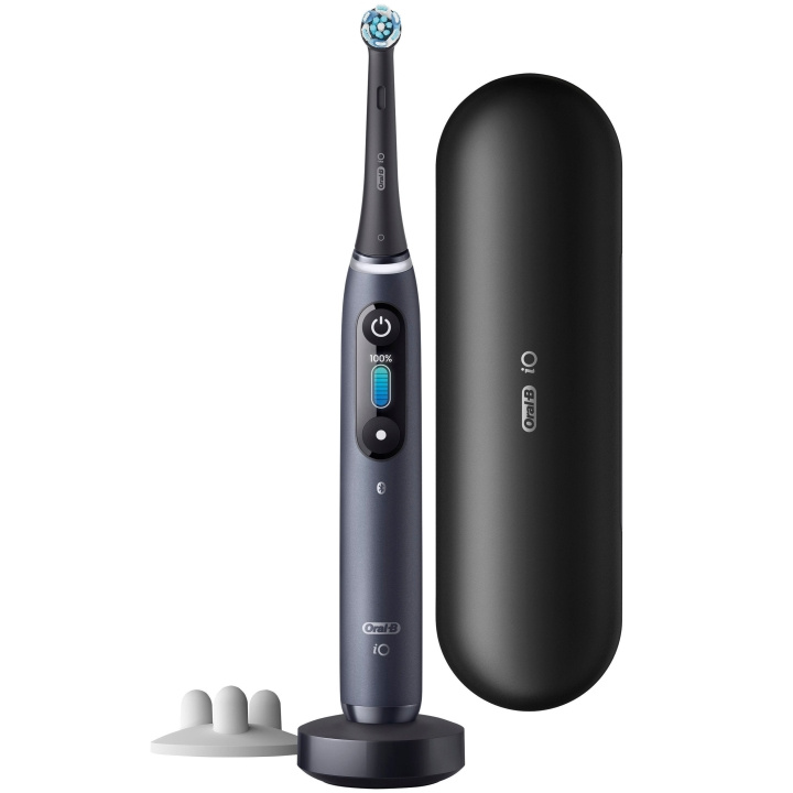 Oral B Eltandborste iO8s Black UCB in the group BEAUTY & HEALTH / Oral care / Electric toothbrushes at TP E-commerce Nordic AB (A19165)