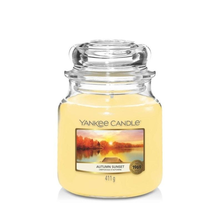 Yankee Candle Classic Medium Jar Autumn Sunset 411g in the group BEAUTY & HEALTH / Fragrance & Perfume / Other fragrances / Scented candles at TP E-commerce Nordic AB (C00644)