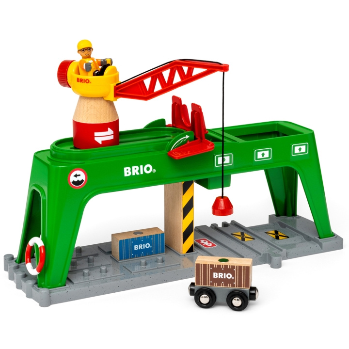 33996 Containerkran in the group TOYS, KIDS & BABY PRODUCTS / Toys / Building toys / Brio train tracks at TP E-commerce Nordic AB (C05033)