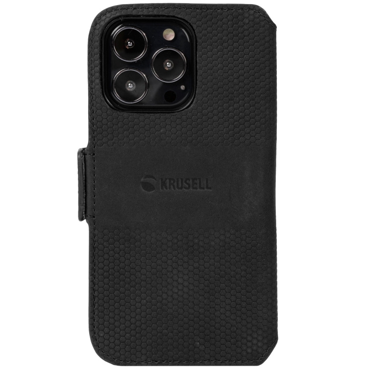 Krusell Leather Phone Wallet iPhone 13 Pro Black in the group SMARTPHONE & TABLETS / Phone cases / Apple / iPhone 13 Pro / Wallet Case at TP E-commerce Nordic AB (C08751)