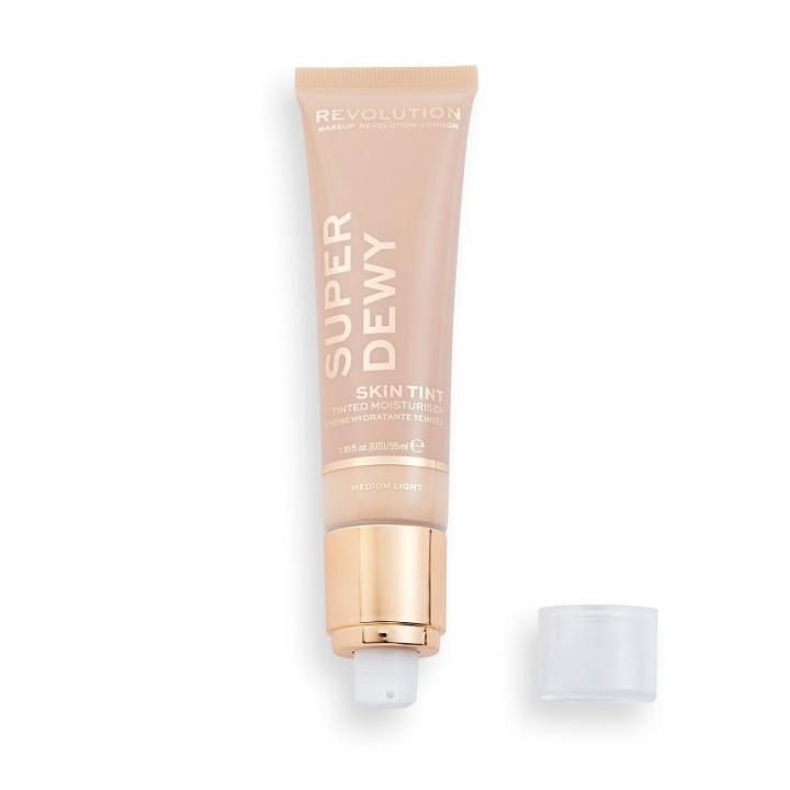 Makeup Revolution Superdewy Tinted Moisturiser Medium Light 55ml in the group BEAUTY & HEALTH / Skin care / Face / Day cream at TP E-commerce Nordic AB (C10160)