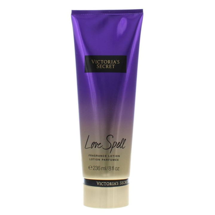 Victoria\'s Secret Love Spell Hydrating Body Lotion 236ml in the group BEAUTY & HEALTH / Skin care / Body health / Body lotion at TP E-commerce Nordic AB (C10612)