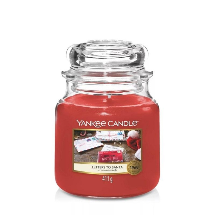 Yankee Candle Classic Medium Jar Letters To Santa 411g in the group BEAUTY & HEALTH / Fragrance & Perfume / Other fragrances / Scented candles at TP E-commerce Nordic AB (C11246)