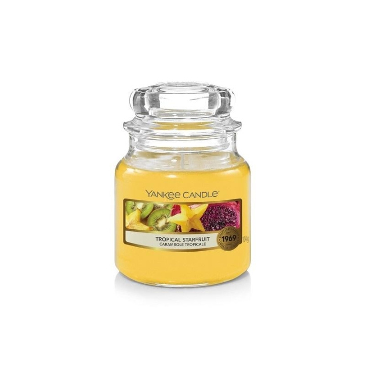 Yankee Candle Classic Small Jar Tropical Starfruit 104g in the group BEAUTY & HEALTH / Fragrance & Perfume / Other fragrances / Scented candles at TP E-commerce Nordic AB (C12950)