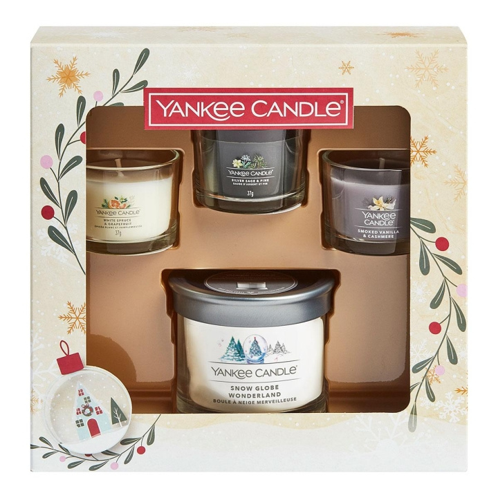 Giftset Yankee Candle Snow Globe Wonderland Tumbler and 3 Filled Votive in the group BEAUTY & HEALTH / Fragrance & Perfume / Other fragrances / Scented candles at TP E-commerce Nordic AB (C14036)