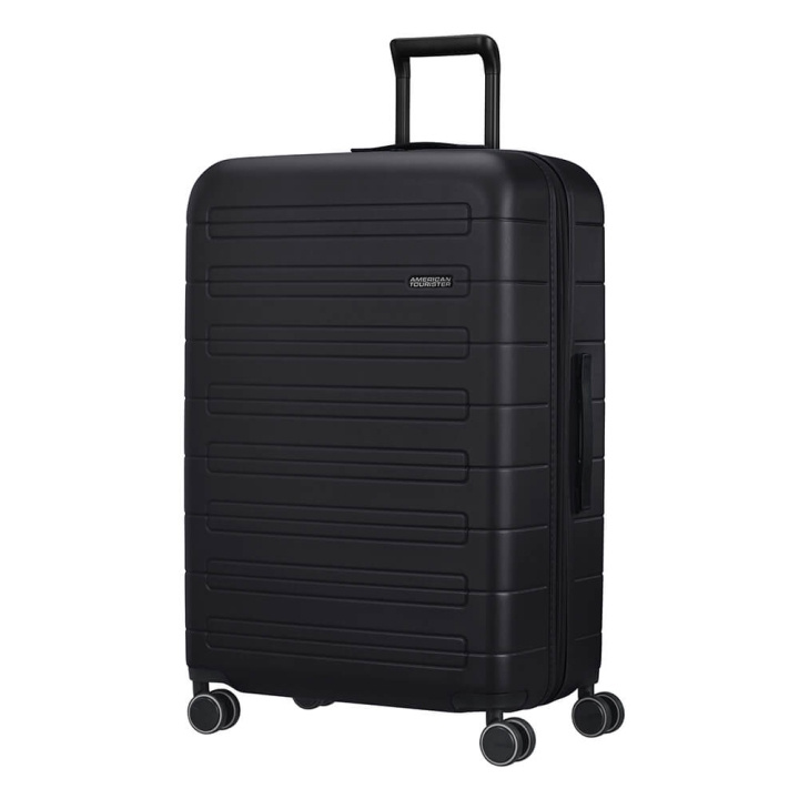 American Tourister Nova Stream Spinner 77/28 Expand Black in the group Sport, leisure & Hobby / Travel accessories / Suitcases at TP E-commerce Nordic AB (C17066)