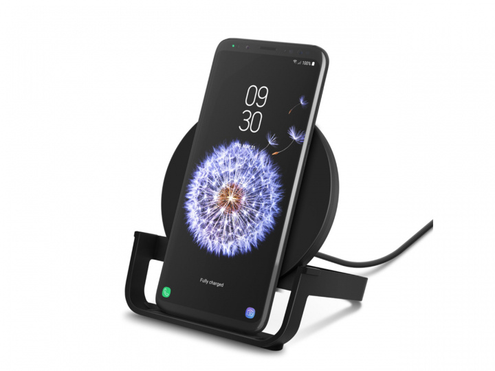 Belkin - Trådlös Qi-laddare 10W Boost Charge in the group SMARTPHONE & TABLETS / Chargers & Cables / Wireless Qi chargers at TP E-commerce Nordic AB (C18822)