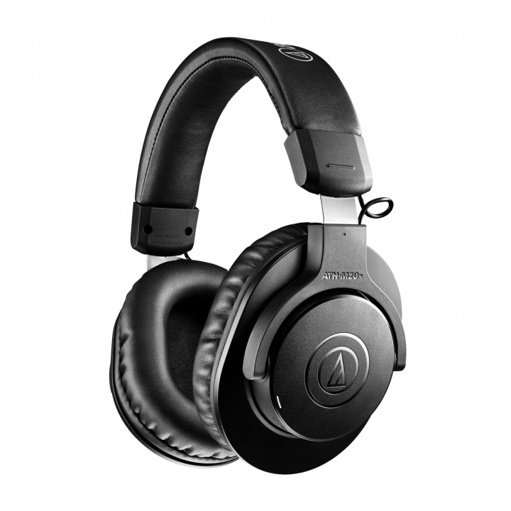 Audio-Technica ATH-M20XBT in the group HOME ELECTRONICS / Audio & Picture / Headphones & Accessories / Headphones at TP E-commerce Nordic AB (C23113)
