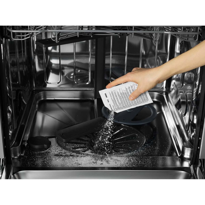 Electrolux M3GCP400 Clean & Care 3-in-1 for washing machines and dishwashers - 6 sachets in the group HOME, HOUSEHOLD & GARDEN / Cleaning products / Laundry at TP E-commerce Nordic AB (C23889)