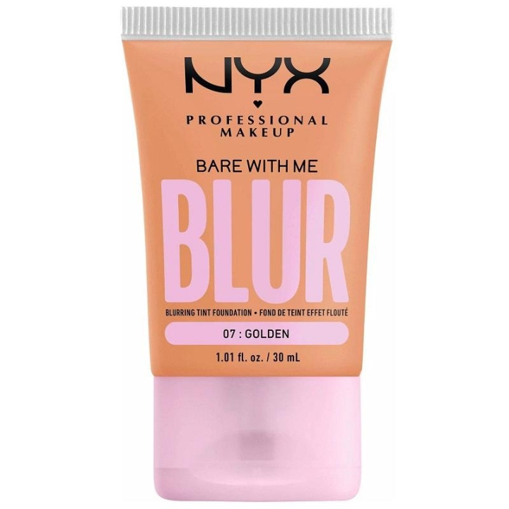 NYX PROF. MAKEUP Bare With Me Blur Tint Foundation 30ml 07 Golden in the group BEAUTY & HEALTH / Makeup / Facial makeup / Foundation at TP E-commerce Nordic AB (C28981)