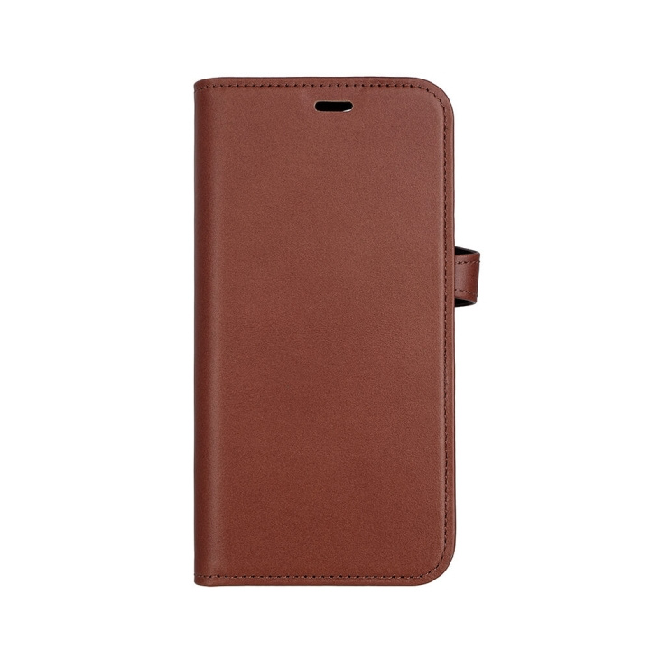 BUFFALO Wallet Case 2-in-1 3 Card MagSeries Brown - iPhone 15 in the group SMARTPHONE & TABLETS / Phone cases / Apple / iPhone 15 at TP E-commerce Nordic AB (C30300)