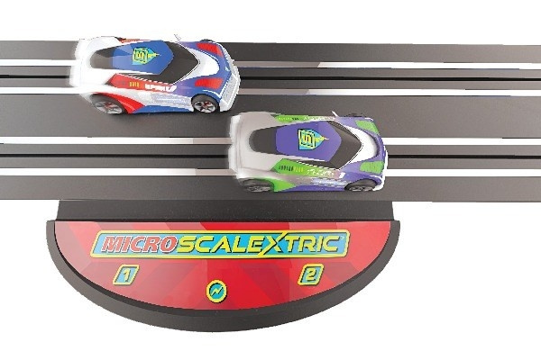 Scalextric Micro Mains Powered Track Piece (UK) in the group TOYS, KIDS & BABY PRODUCTS / Radio controlled / Racing tracks / Tracks at TP E-commerce Nordic AB (C30488)