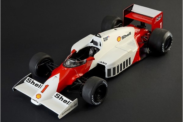 ITALERI 1:12 McLaren MP4/2C Prost/Rosberg in the group Sport, leisure & Hobby / Hobby / Plastic models / Cars at TP E-commerce Nordic AB (C30544)