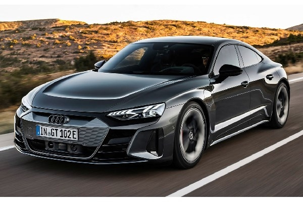 Revell RC Scale Car Audi e-tron GT in the group TOYS, KIDS & BABY PRODUCTS / Radio controlled / RC cars at TP E-commerce Nordic AB (C30610)