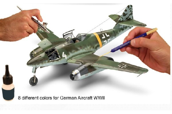 Revell Model Color, German Aircraft WWII 8x17ml in the group Sport, leisure & Hobby / Hobby / Hobby colors / Revell / Color set at TP E-commerce Nordic AB (C30622)