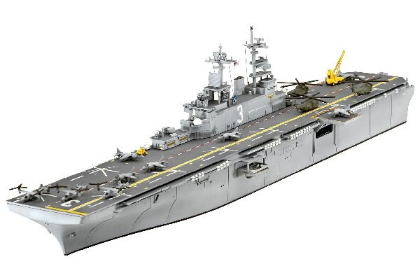 Revell Model Set Assault Carrier USS WASP CLASS in the group Sport, leisure & Hobby / Hobby / Plastic models / Ships at TP E-commerce Nordic AB (C30633)
