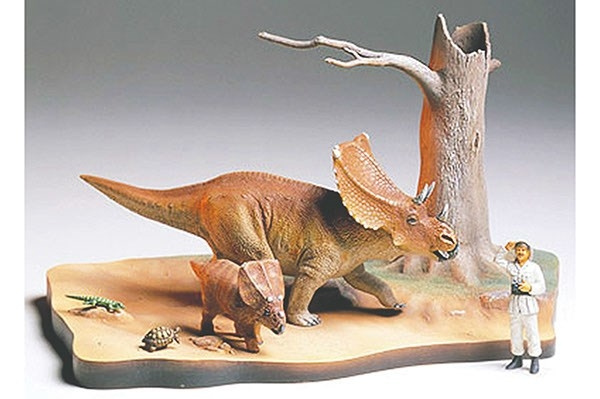TAMIYA 1/35 Chasmosaurus Diorama in the group Sport, leisure & Hobby / Hobby / Plastic models / Figures at TP E-commerce Nordic AB (C31494)