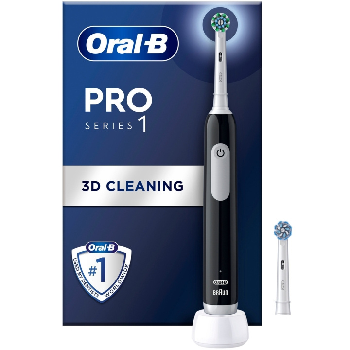 Oral B Eltandborste Pro1 Black + Extra Refill in the group BEAUTY & HEALTH / Oral care / Electric toothbrushes at TP E-commerce Nordic AB (C33847)