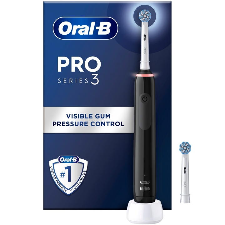 Oral B Eltandborste Pro3 Black + Extra Refill in the group BEAUTY & HEALTH / Oral care / Electric toothbrushes at TP E-commerce Nordic AB (C33853)