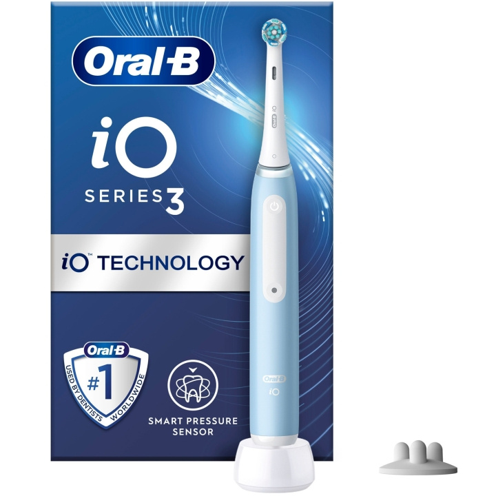 Oral B Eltandborste iO3S Ice Blue in the group BEAUTY & HEALTH / Oral care / Electric toothbrushes at TP E-commerce Nordic AB (C33863)