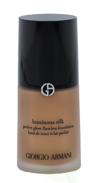 Armani Luminous Silk Foundation 30 ml #07 in the group BEAUTY & HEALTH / Makeup / Facial makeup / Foundation at TP E-commerce Nordic AB (C41217)