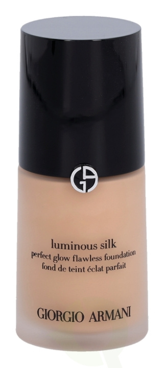 Armani Luminous Silk Foundation 30 ml #4.5 in the group BEAUTY & HEALTH / Makeup / Facial makeup / Foundation at TP E-commerce Nordic AB (C41218)