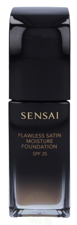 Sensai Flawless Satin Foundation SPF25 30 ml FS202 Ochre Beige in the group BEAUTY & HEALTH / Makeup / Facial makeup / Foundation at TP E-commerce Nordic AB (C41542)