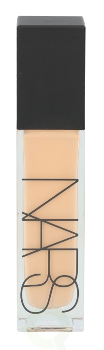 Nars Natural Radiant Longwear Foundation 30 ml Light 4.5/Vienna in the group BEAUTY & HEALTH / Makeup / Facial makeup / Foundation at TP E-commerce Nordic AB (C41738)
