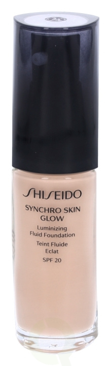 Shiseido Synchro Skin Glow Luminizing Foundation SPF20 30 ml #05 Golden in the group BEAUTY & HEALTH / Makeup / Facial makeup / Foundation at TP E-commerce Nordic AB (C41777)