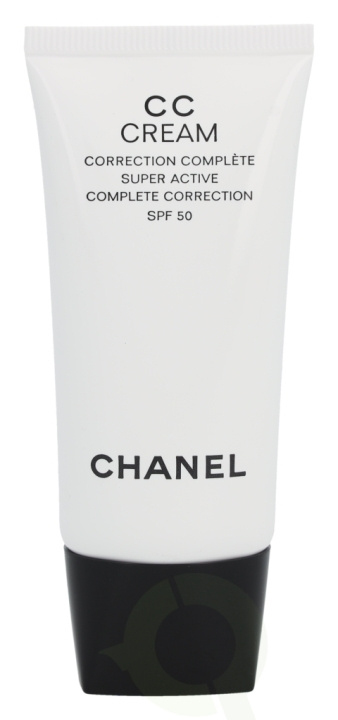 Chanel CC Cream Complete Correction SPF50 30 ml #20 Beige in the group BEAUTY & HEALTH / Skin care / Face / Face creams at TP E-commerce Nordic AB (C49693)