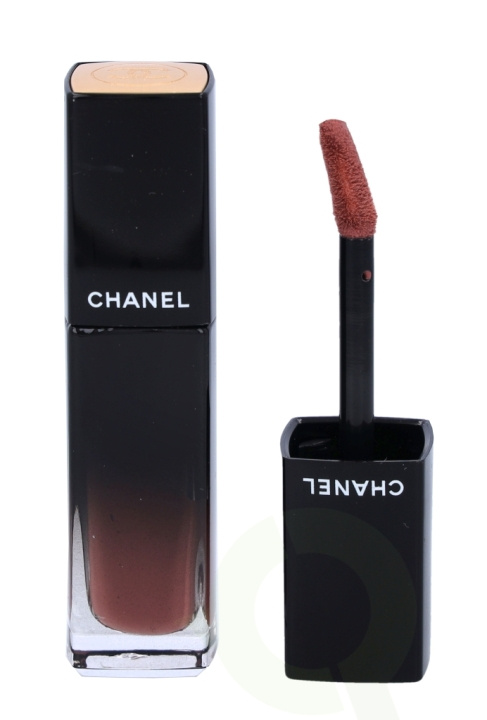 Chanel Rouge Allure Laque Ultrawear Shine Liquid Lip Colour 5.5 ml #62 Still in the group BEAUTY & HEALTH / Makeup / Lips / Lipstick at TP E-commerce Nordic AB (C49726)