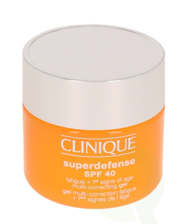 Clinique Superdefense Gel SPF40 50 ml in the group BEAUTY & HEALTH / Skin care / Face / Day cream at TP E-commerce Nordic AB (C50300)