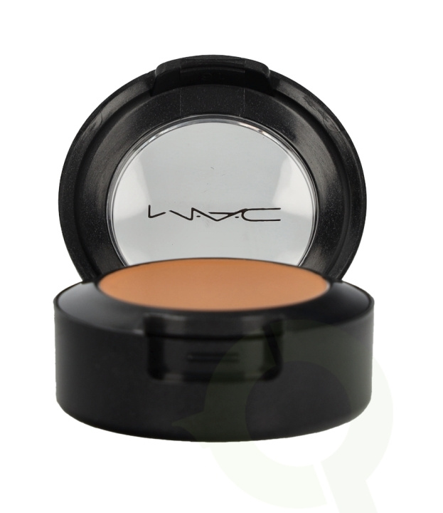 MAC Studio Finish Concealer SPF35 7 g NW30 in the group BEAUTY & HEALTH / Makeup / Facial makeup / Concealer at TP E-commerce Nordic AB (C53753)