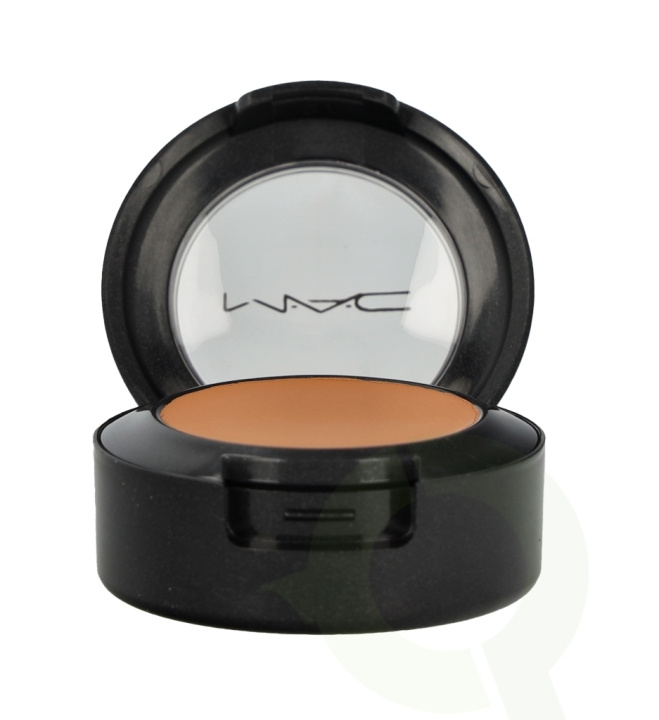 MAC Studio Finish Concealer SPF35 7 g NW35 in the group BEAUTY & HEALTH / Makeup / Facial makeup / Concealer at TP E-commerce Nordic AB (C53761)
