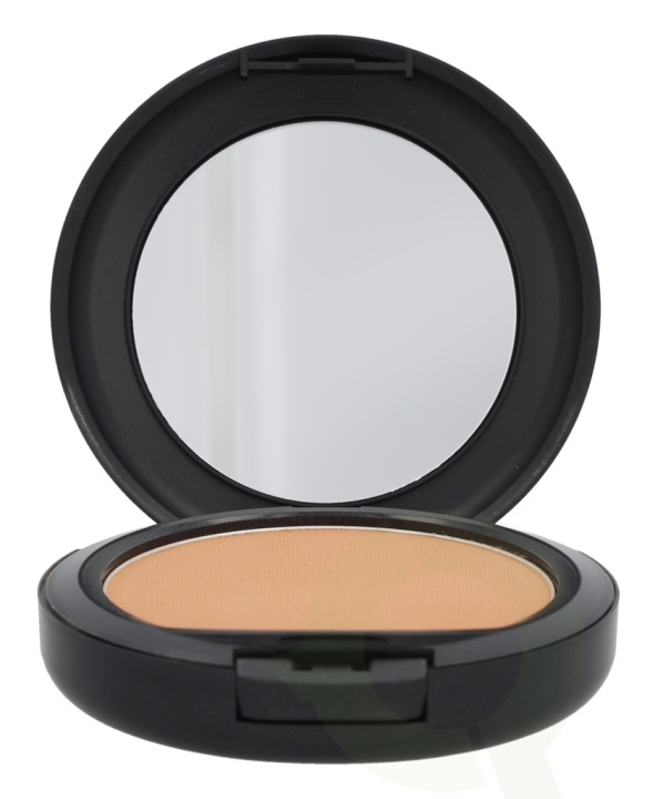 MAC Studio Fix Powder Plus Foundation 15 g NW35 in the group BEAUTY & HEALTH / Makeup / Facial makeup / Foundation at TP E-commerce Nordic AB (C53918)
