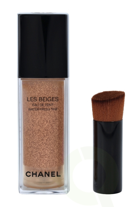 Chanel Les Beiges Water-Fresh Tint 30 ml Light in the group BEAUTY & HEALTH / Makeup / Facial makeup / Foundation at TP E-commerce Nordic AB (C55577)