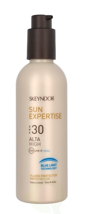 Skeyndor Sun Expertise Protective Fluid SPF30 200 ml in the group BEAUTY & HEALTH / Skin care / Tanning / Sunscreen at TP E-commerce Nordic AB (C56024)